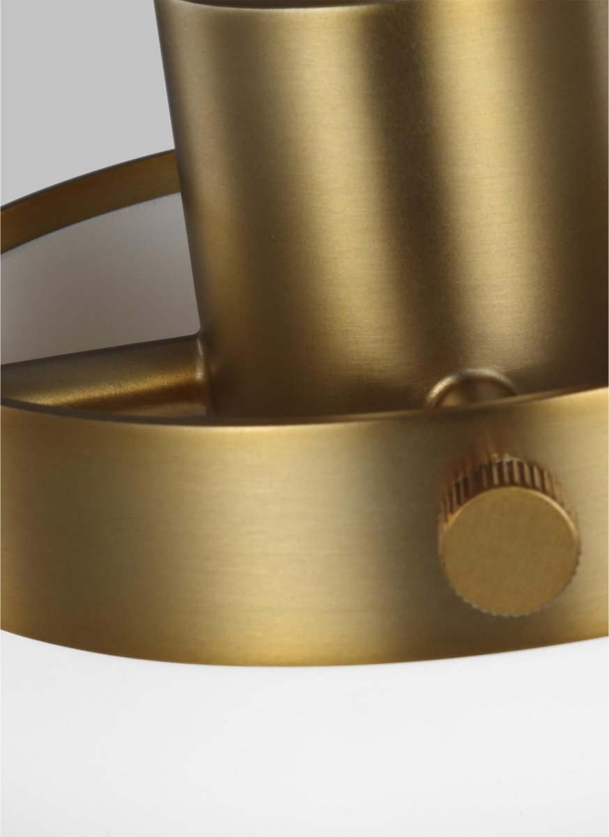 Suspension Wellfleet Wide - Matte blanc et laiton brûlé by Visual Comfort Studio | Luminaires & cie