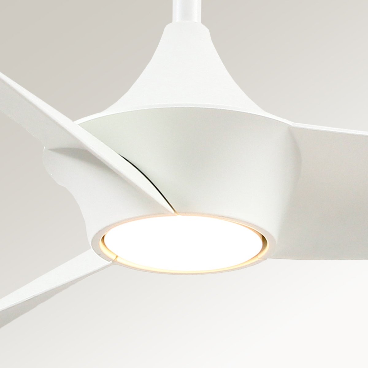 Ventilateur Emiko - Blanc by Alora Lighting | Luminaires & cie