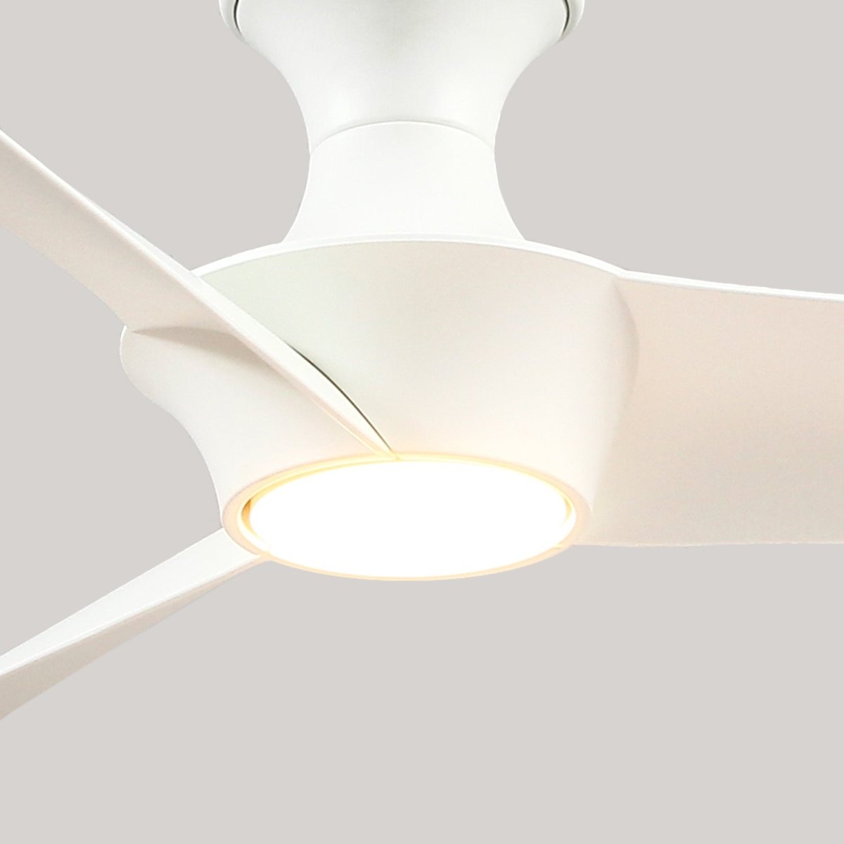 Ventilateur Emiko - H - Blanc by Alora Lighting | Luminaires & cie