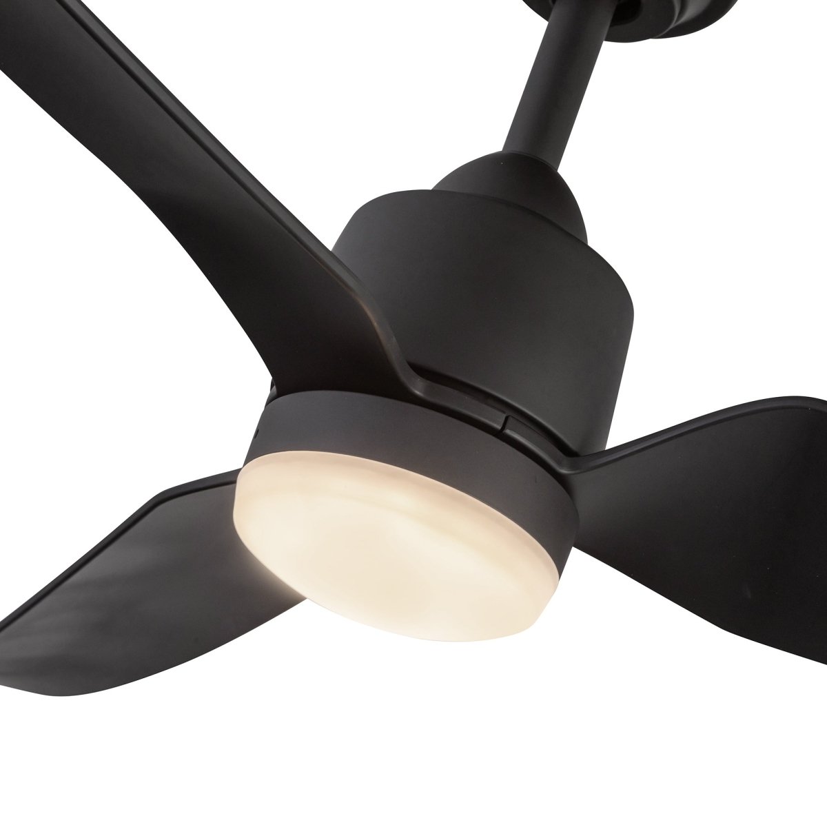 Ventilateur Hugo - Noir mat 52" by Kuzco Lighting | Luminaires & cie