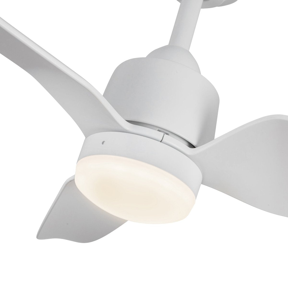Ventilateur Hugo - Blanc mat 52" by Kuzco Lighting | Luminaires & cie