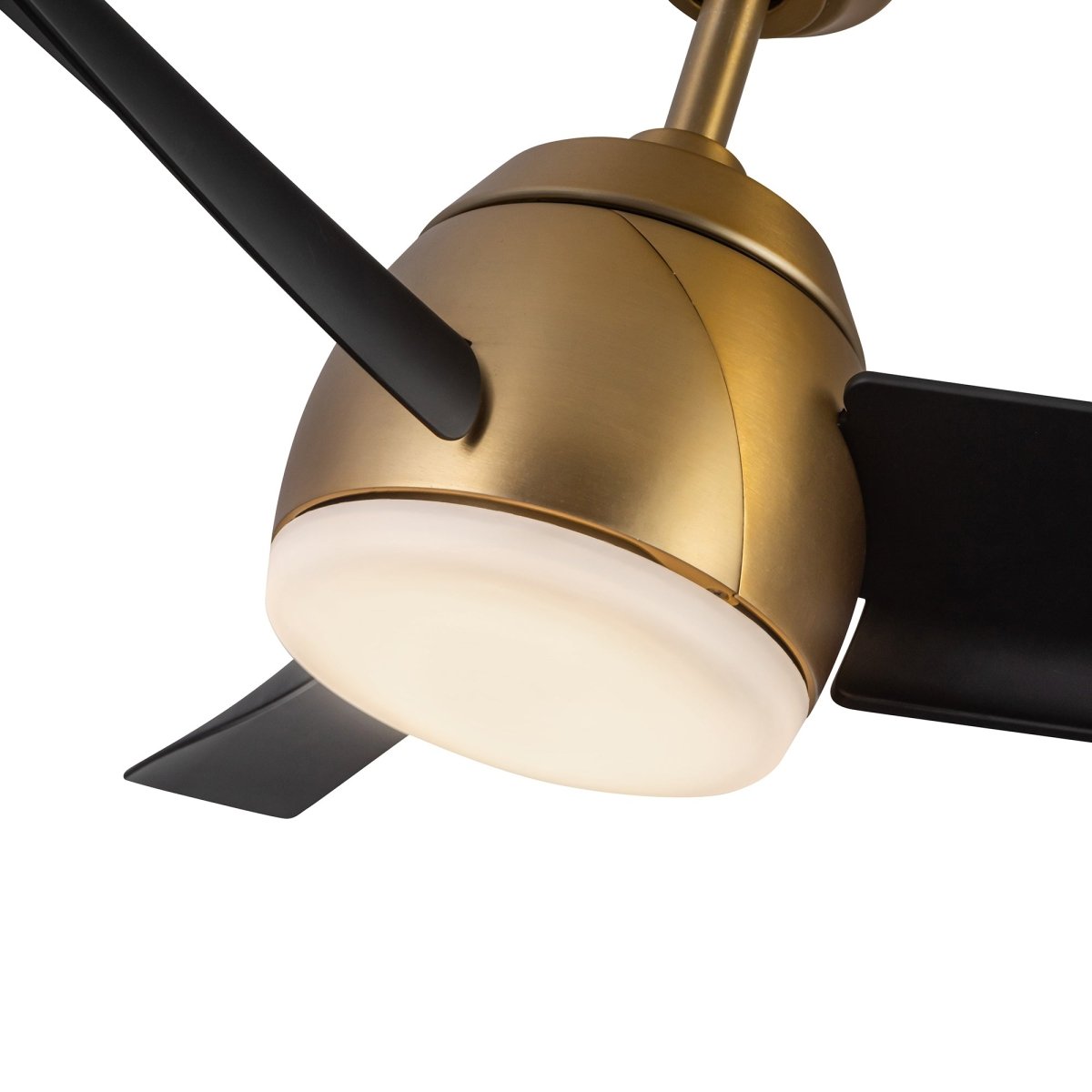 Ventilateur Thalia - Or brossé / noir mat 16 1/8" by Kuzco Lighting | Luminaires & cie