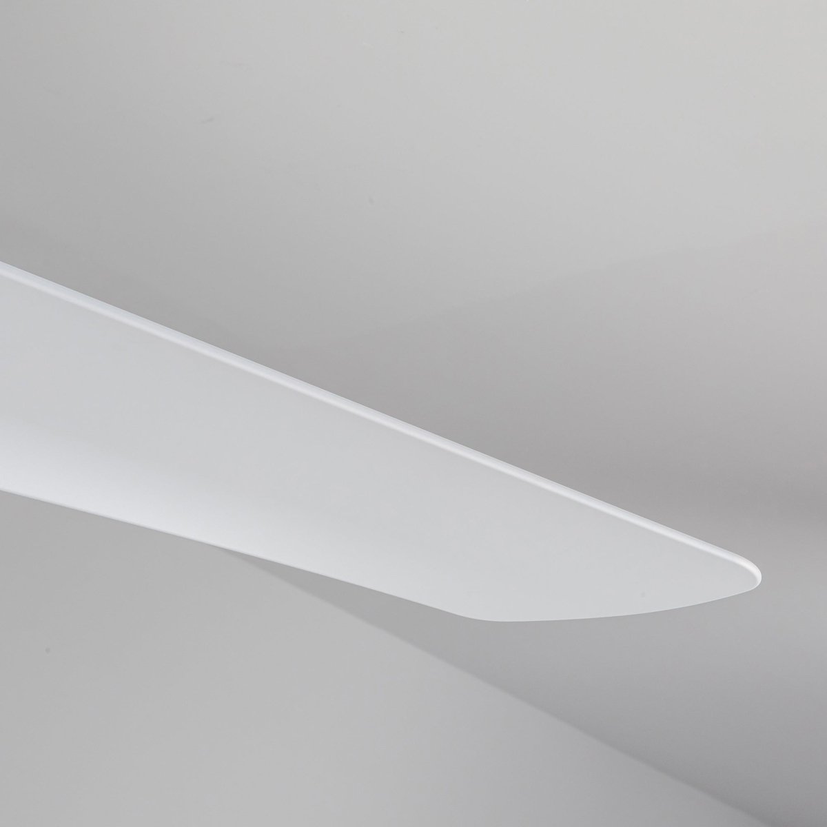 Ventilateur Thalia - Or brossé / blanc mat 16 1/8" by Kuzco Lighting | Luminaires & cie