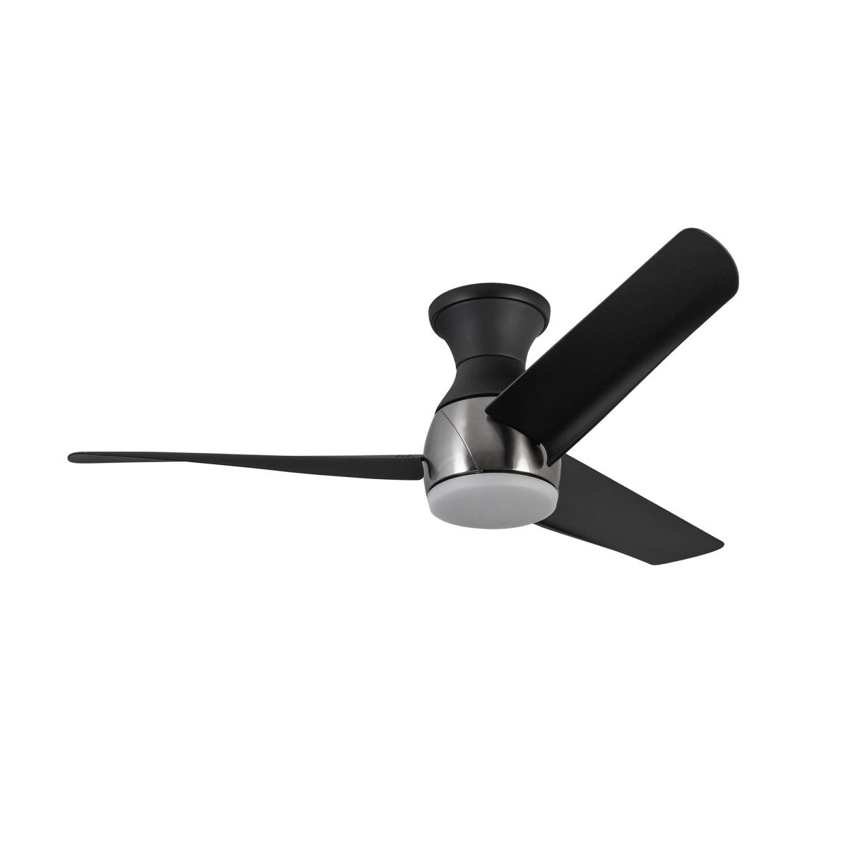 Ventilateur Thalia - Nickel brossé / noir mat 14 1/8" by Kuzco Lighting | Luminaires & cie