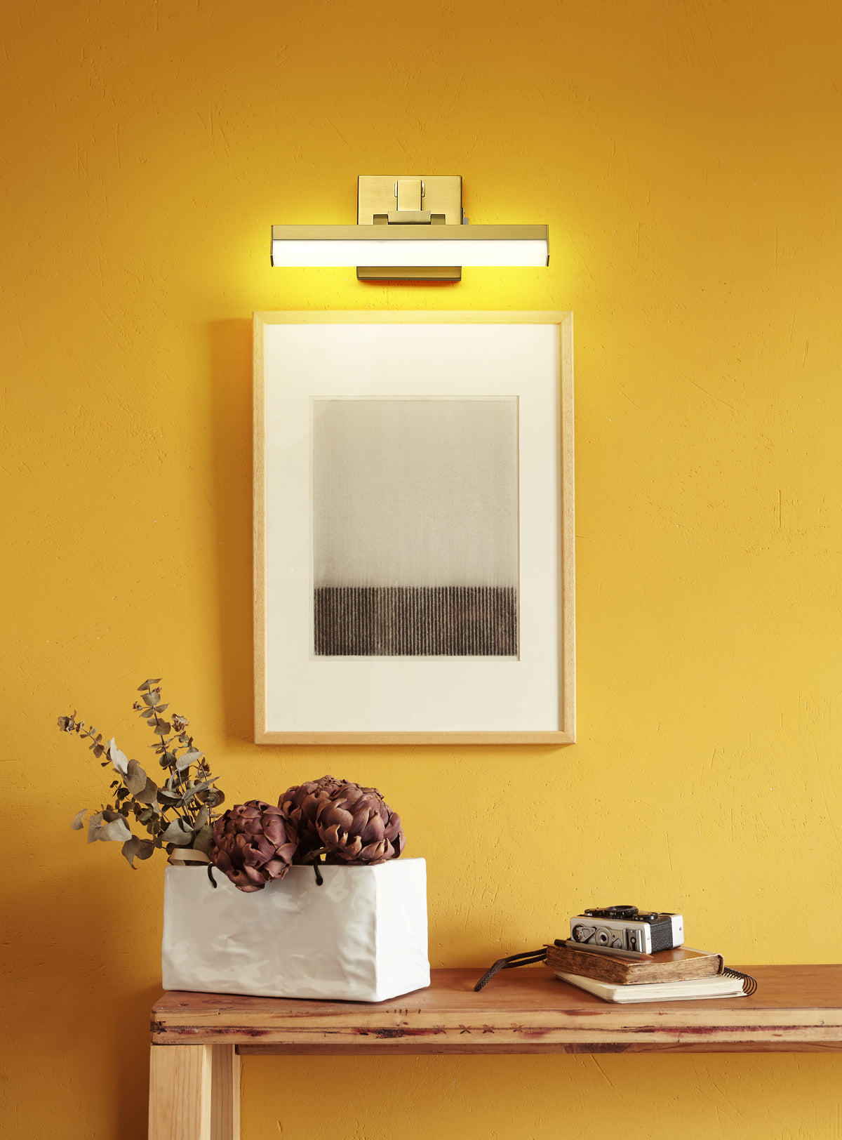 Barre d'éclairage de salle de bain Liam Or moderne, 13" – vue 2