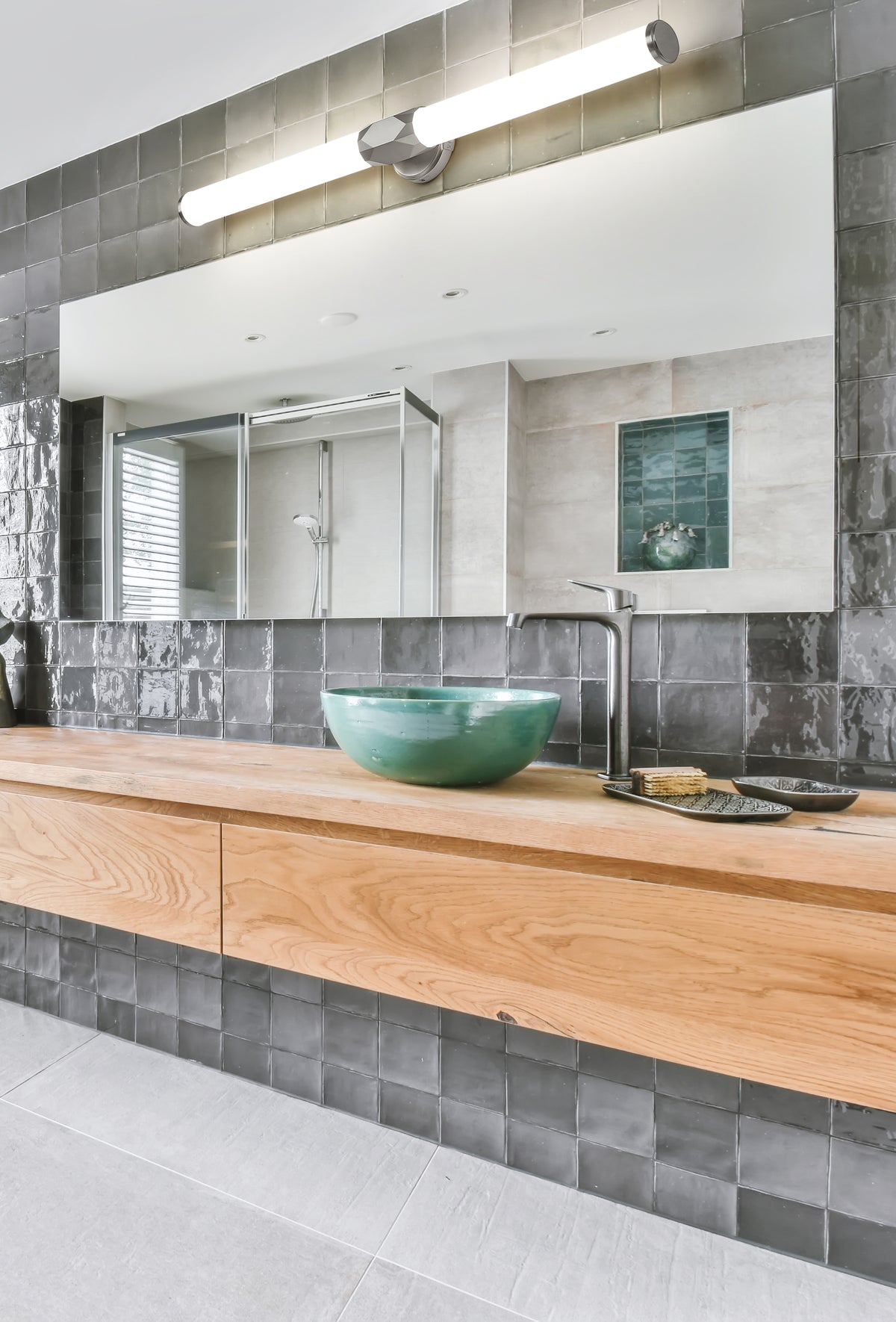 Barre d'éclairage de salle de bain Cooper Nickel brossé, 40" – vue 2