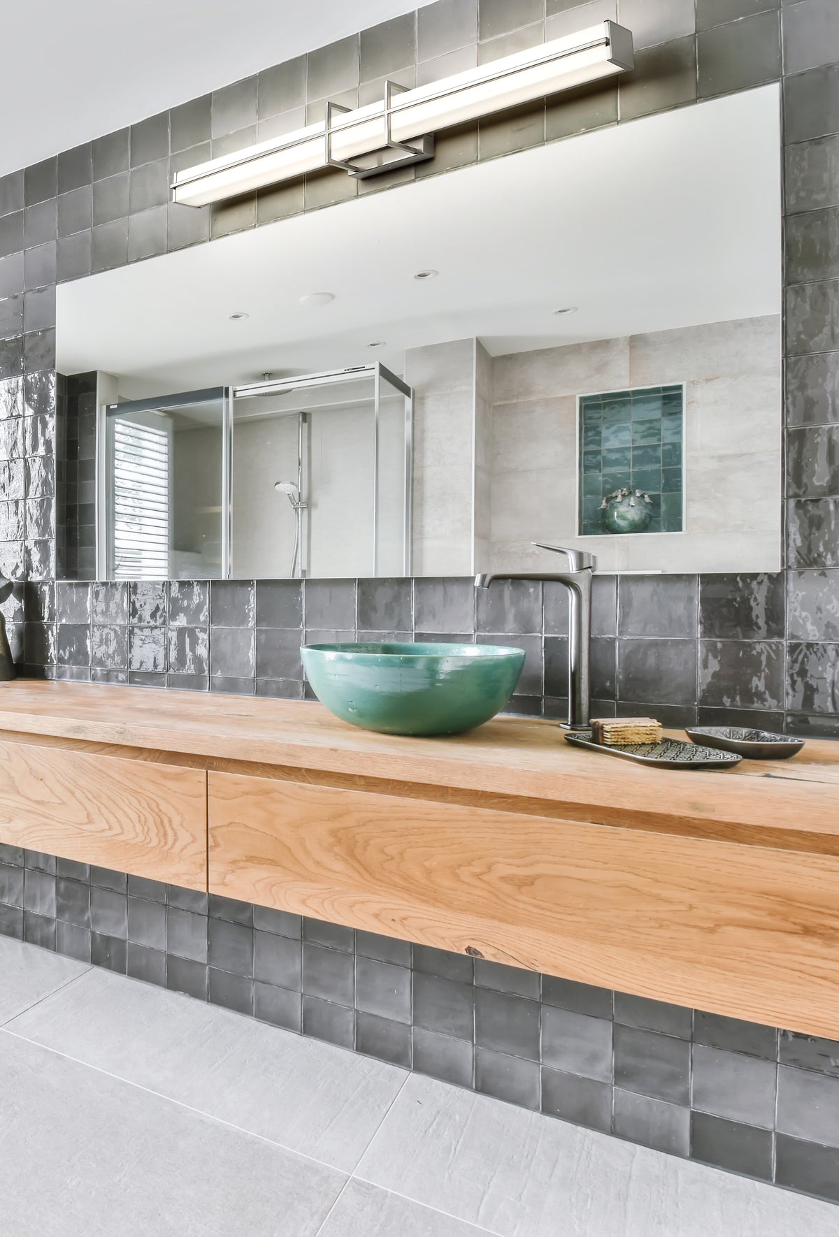 Barre d'éclairage de salle de bain Harrison Nickel brossé, 40" – vue 2