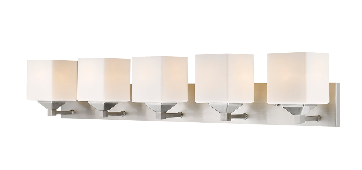 Luminaire de vanité Quube Nickel brossé, 38 1/2" – vue 3