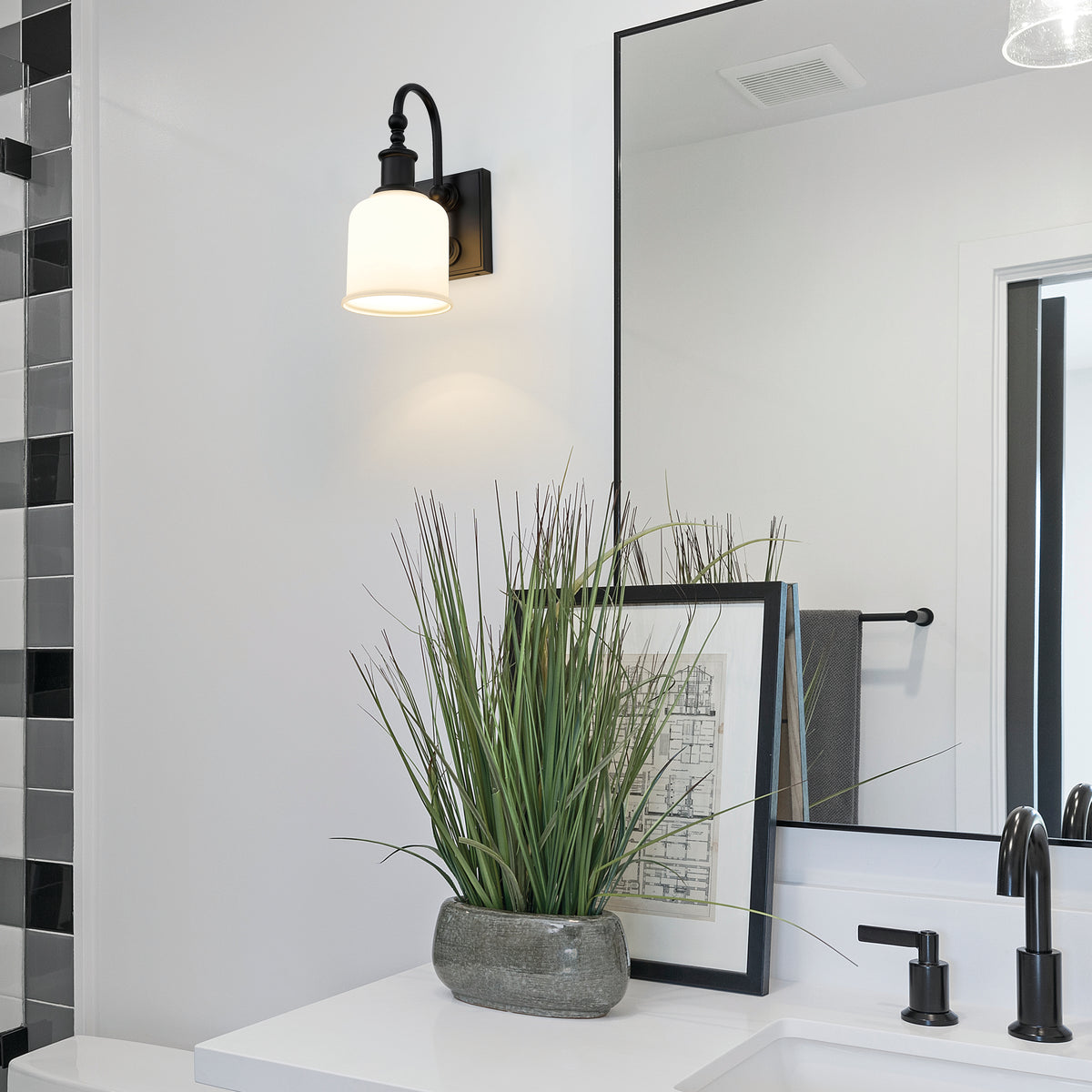 Applique murale Bryant Noir mat, Opale mate – vue 2