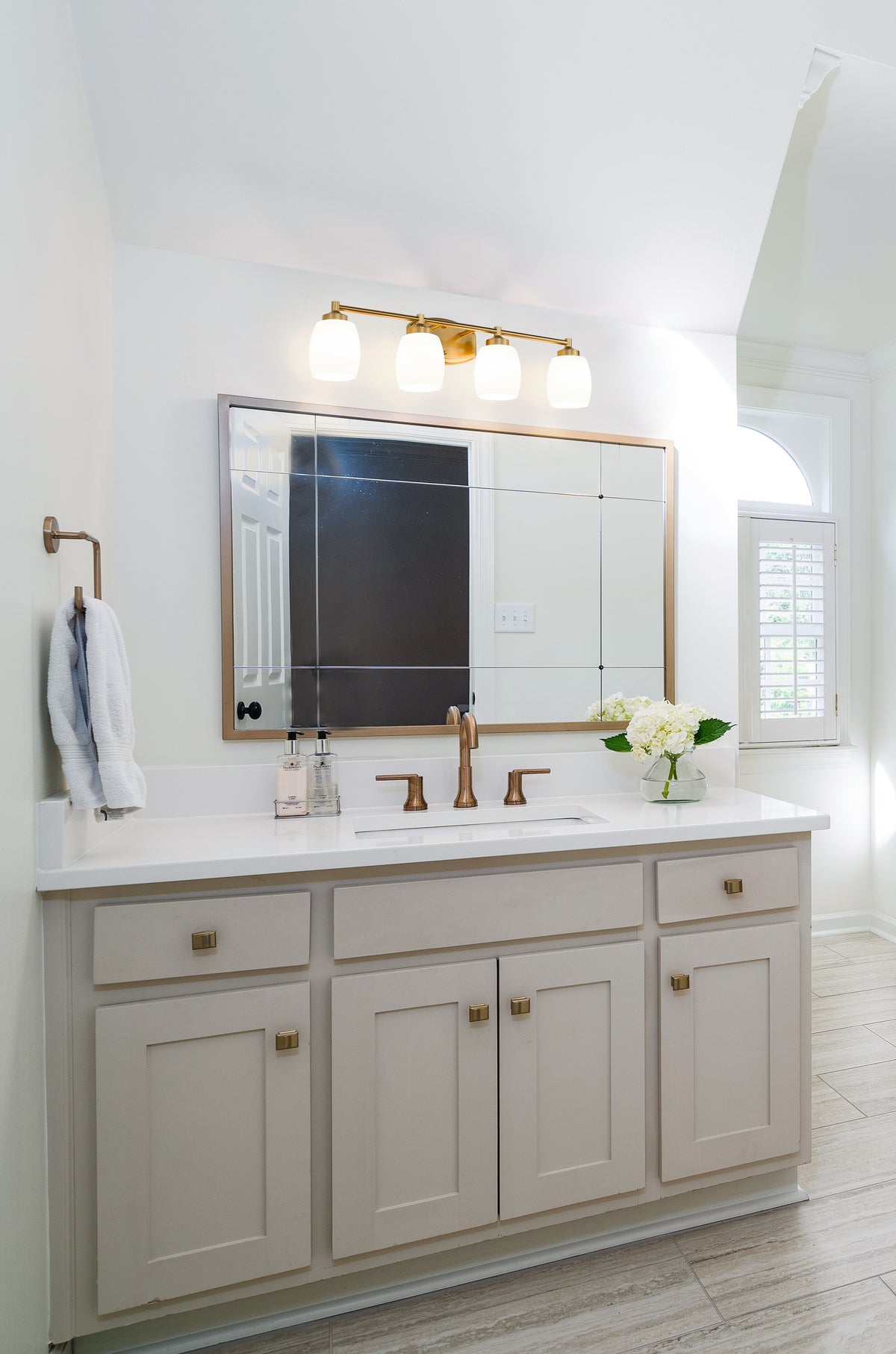 Luminaire de vanité Kendrick Or luxe, 31 1/4" – vue 3