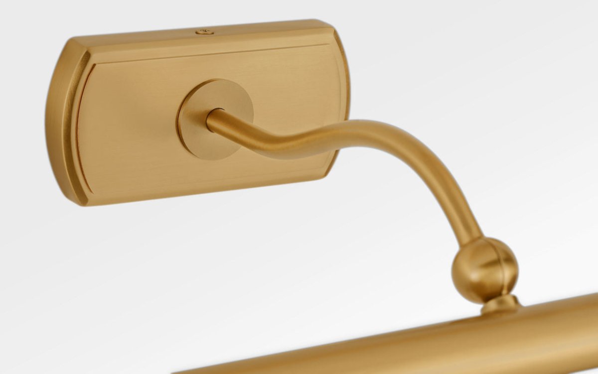 Applique de tableau Lamont - Laiton bruni 30" by Visual Comfort Studio | Luminaires & cie