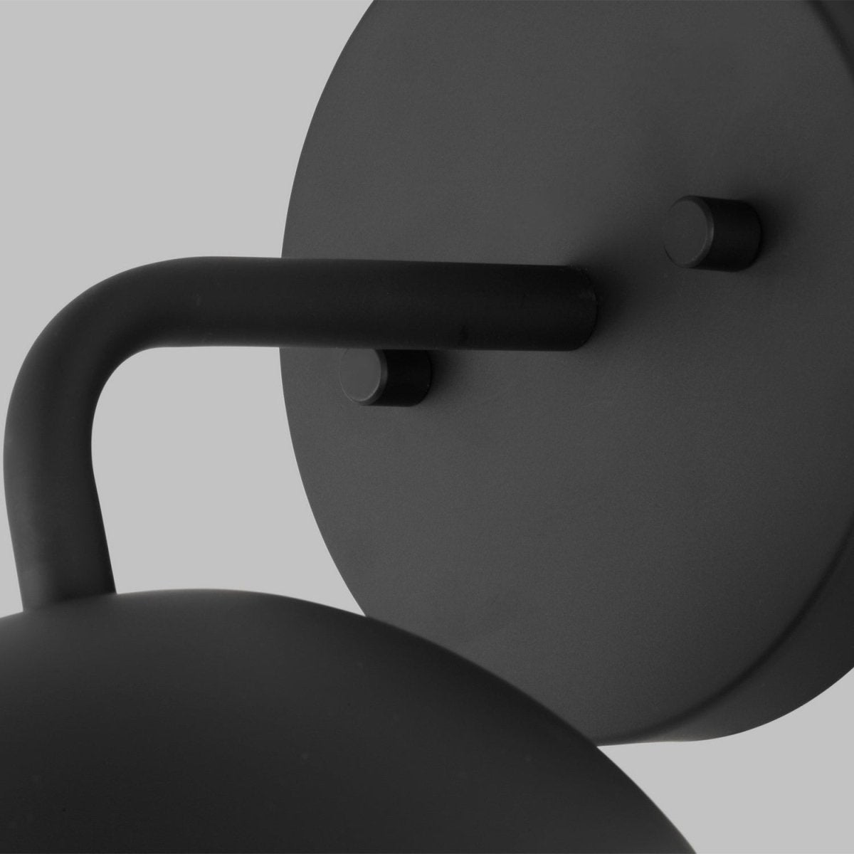 Applique murale Alvin - Nickel brossé by Visual Comfort Studio | Luminaires & cie