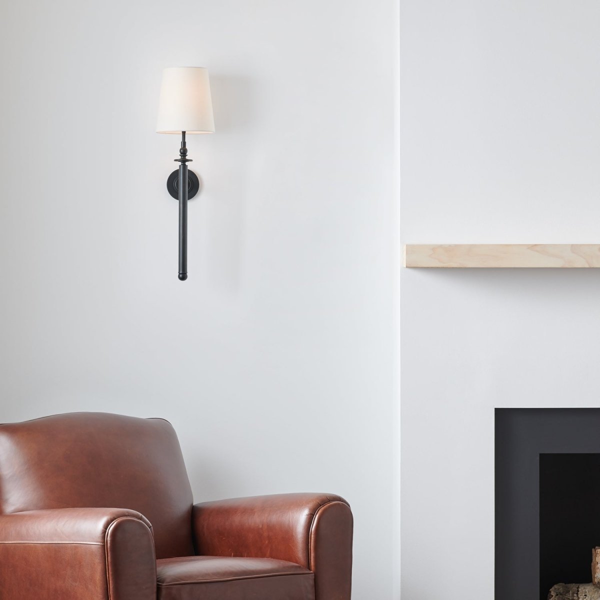 Applique murale Capri - Nickel poli 8" by Visual Comfort Studio | Luminaires & cie