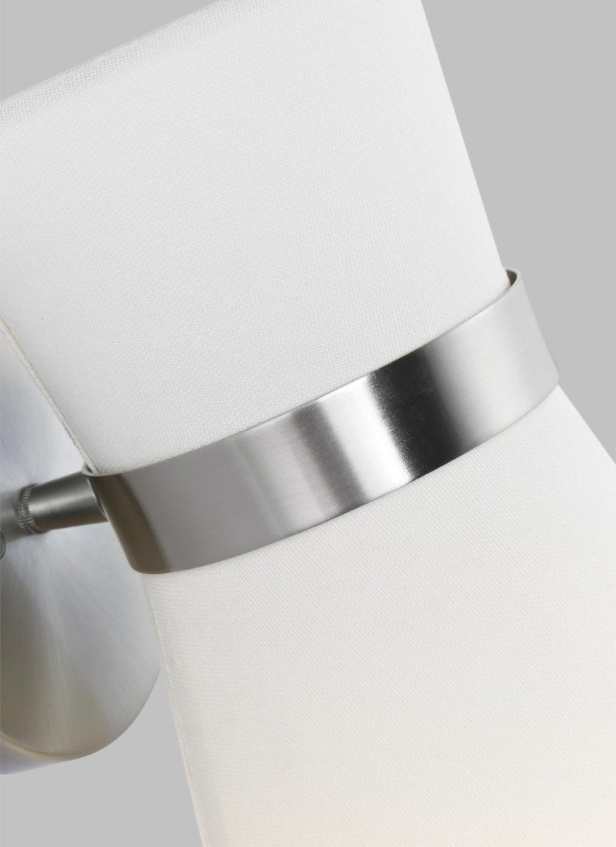 Applique murale Clark - Nickel brossé by Visual Comfort Studio | Luminaires & cie