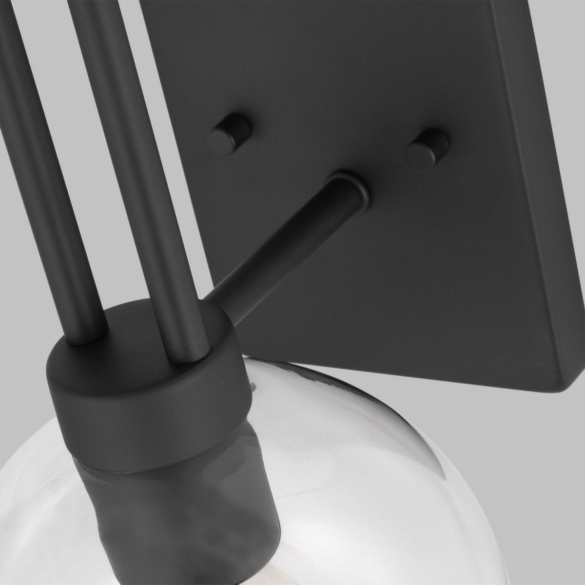Applique murale Codyn - Nickel brossé by Visual Comfort Studio | Luminaires & cie