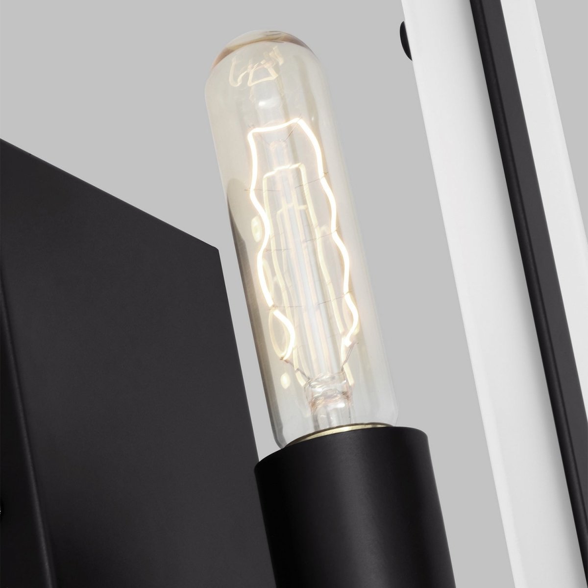 Applique murale Dex - Nickel brossé by Visual Comfort Studio | Luminaires & cie