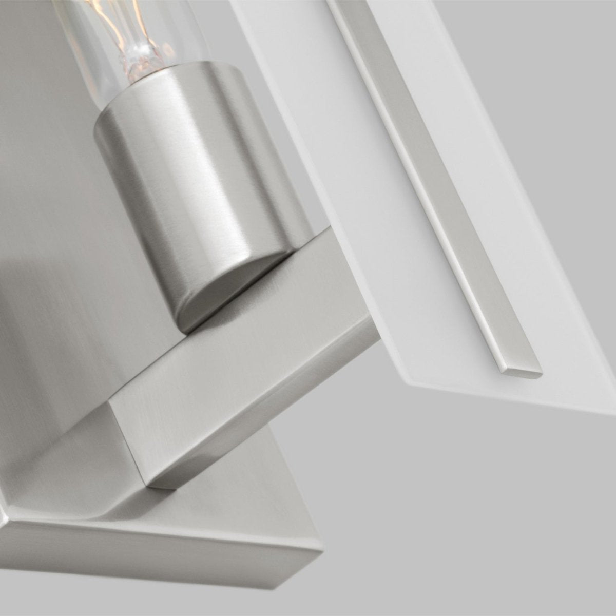 Applique murale Dex - Nickel brossé by Visual Comfort Studio | Luminaires & cie