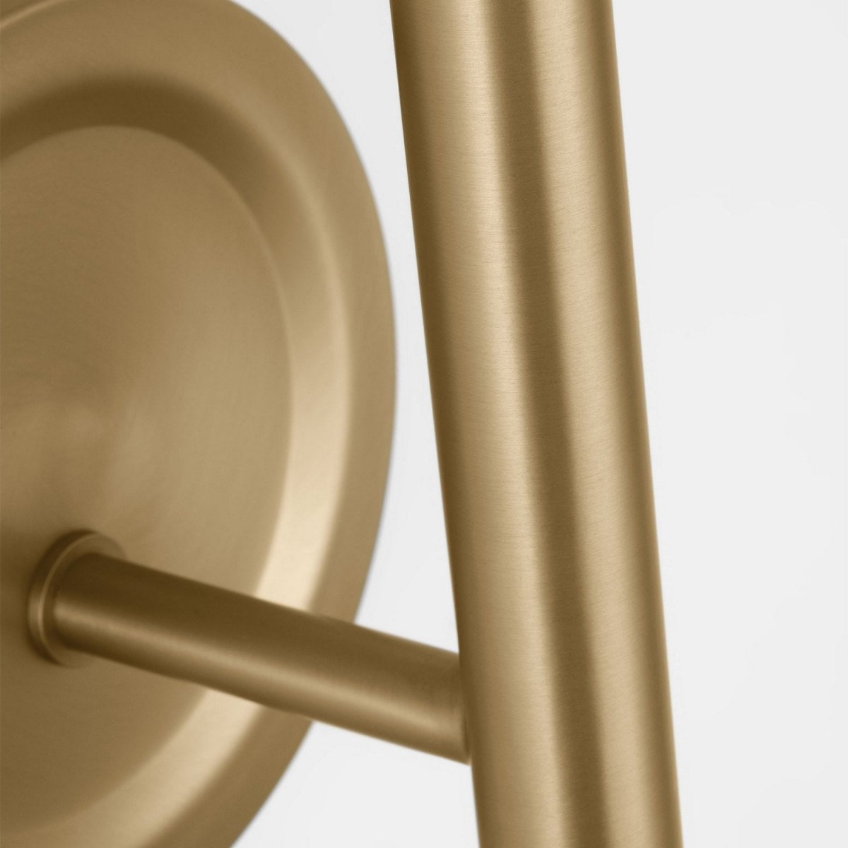 Applique murale Egmont - Laiton satiné 17 1/2" by Visual Comfort Studio | Luminaires & cie
