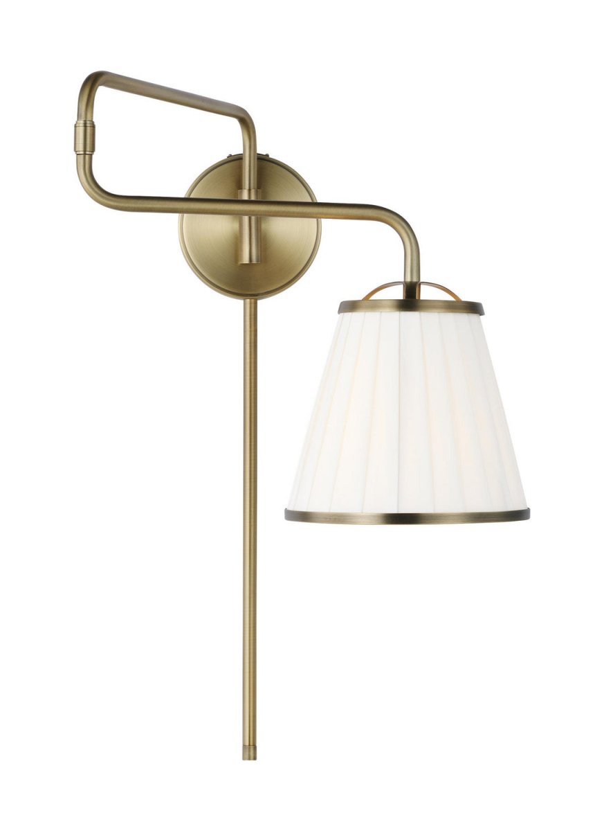 Applique murale Esther - Laiton vieilli dans le temps by Visual Comfort Studio | Luminaires & cie