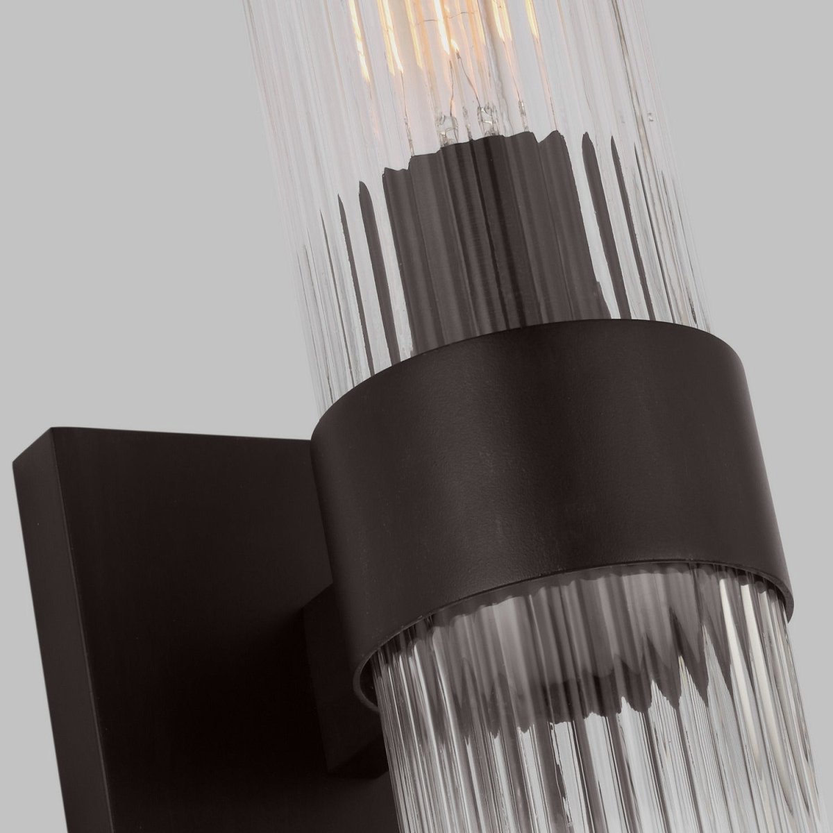 Applique murale Geneva - Nickel poli by Visual Comfort Studio | Luminaires & cie
