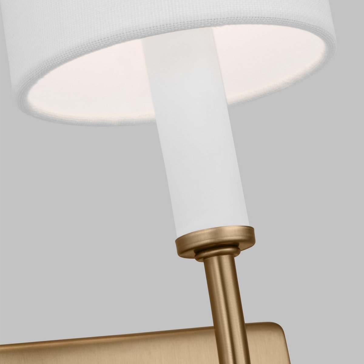Applique murale Greenwich - Nickel brossé by Visual Comfort Studio | Luminaires & cie