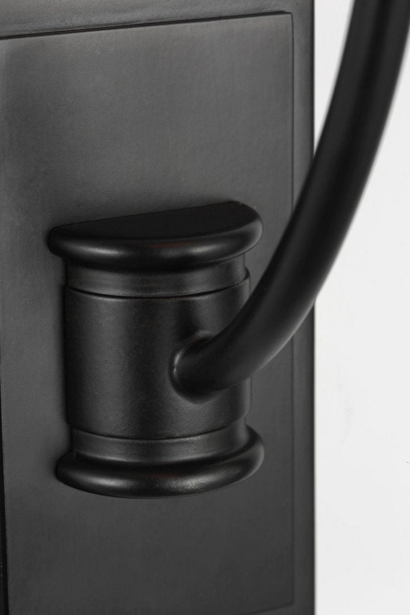 Applique murale Marina - Laiton bruni 6" by Visual Comfort Studio | Luminaires & cie