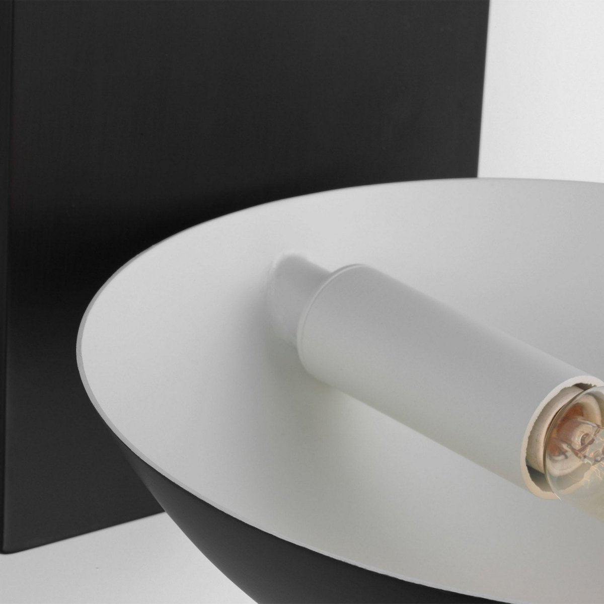 Applique murale Nevel - by Visual Comfort Studio | Luminaires & cie