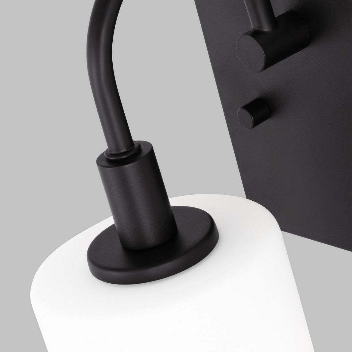 Applique murale Oak Moore - Nickel brossé by Visual Comfort Studio | Luminaires & cie