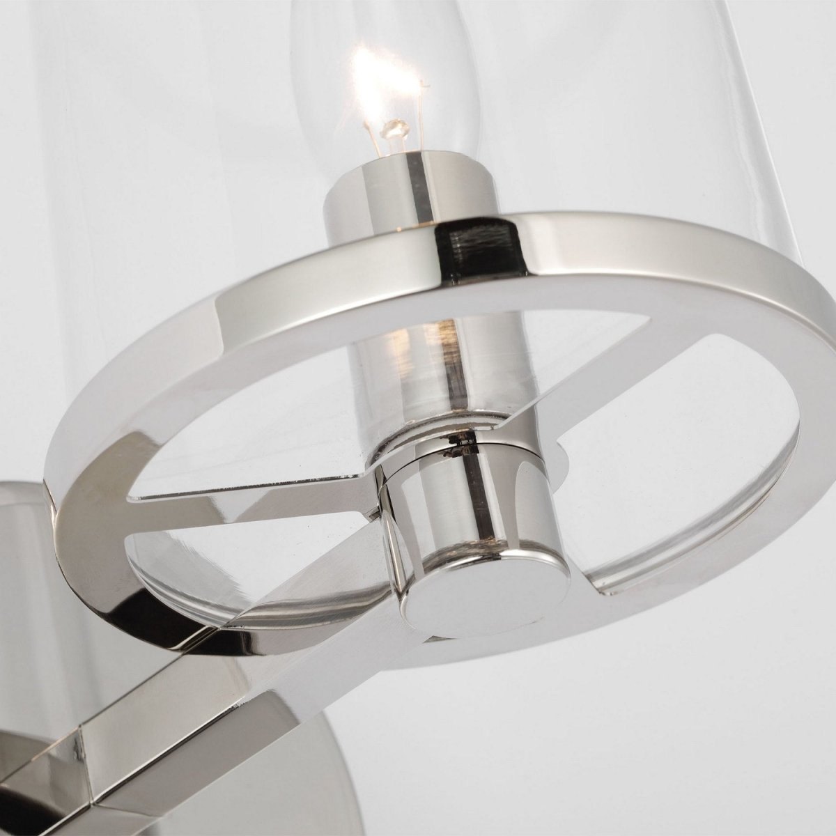 Applique murale Reynolds - Laiton vieilli dans le temps by Visual Comfort Studio | Luminaires & cie