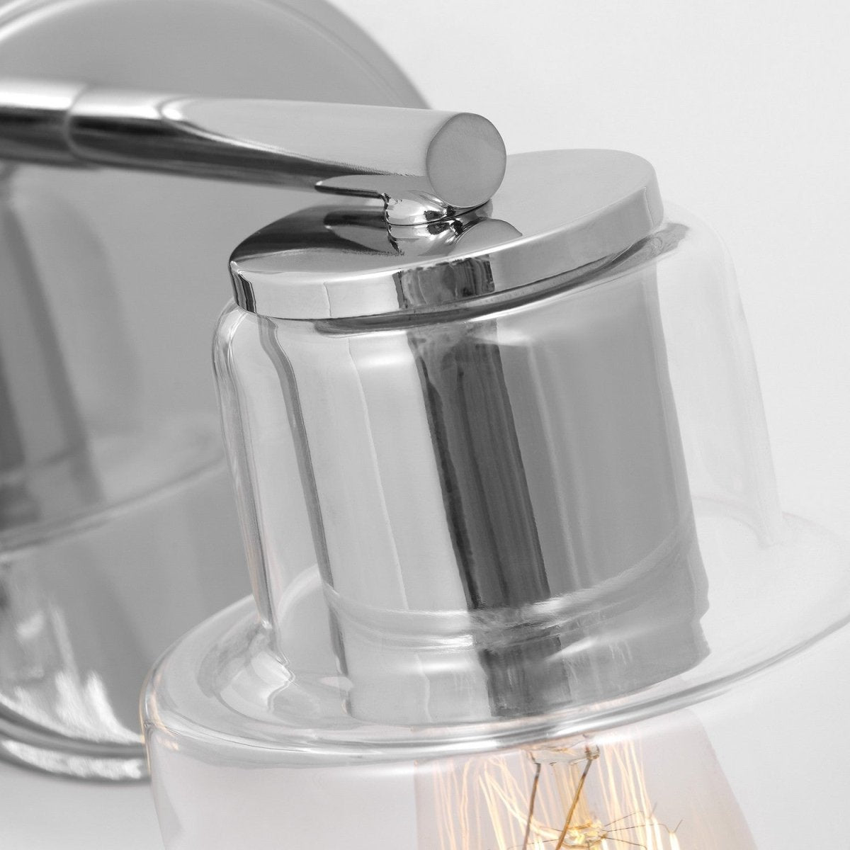 Applique murale Sayward - Laiton satiné by Visual Comfort Studio | Luminaires & cie