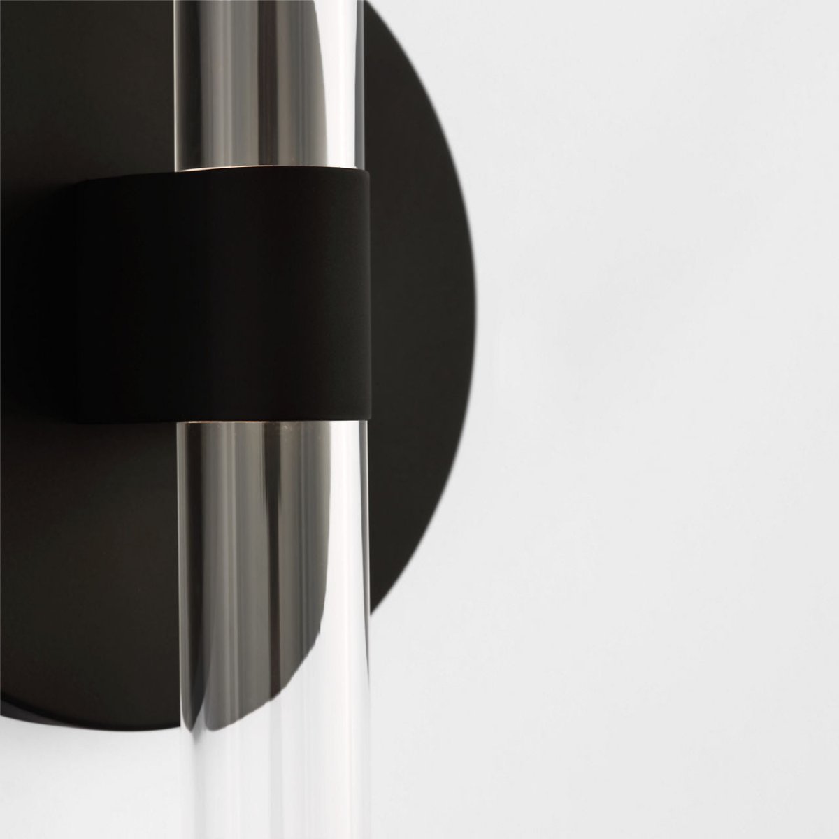 Applique murale Silas - Noir minuit 24" by Visual Comfort Studio | Luminaires & cie