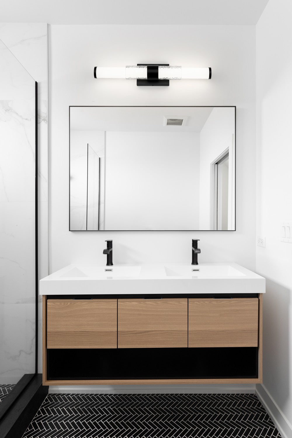 Barre d'éclairage de salle de bain Egon Noir mat, 25" – vue 7