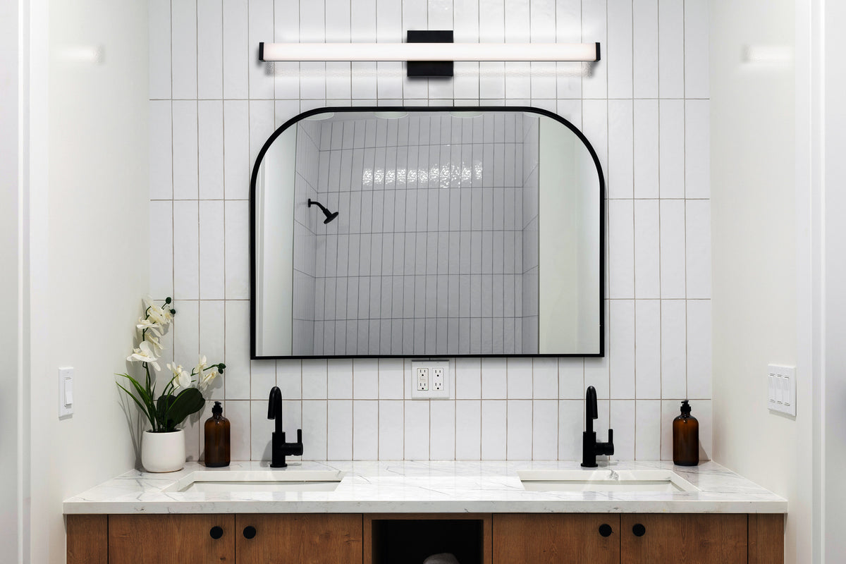 Barre d'éclairage de salle de bain Ronning Noir, 36" – vue 3