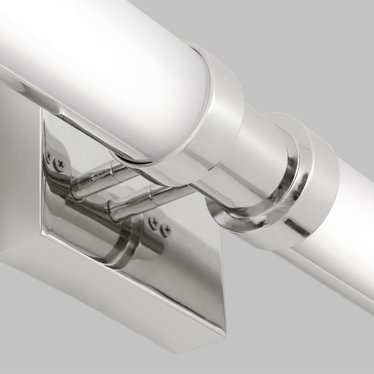 Barre d'éclairage de salle de bain Kiel - Nickel brossé 48" by Visual Comfort Studio | Luminaires & cie