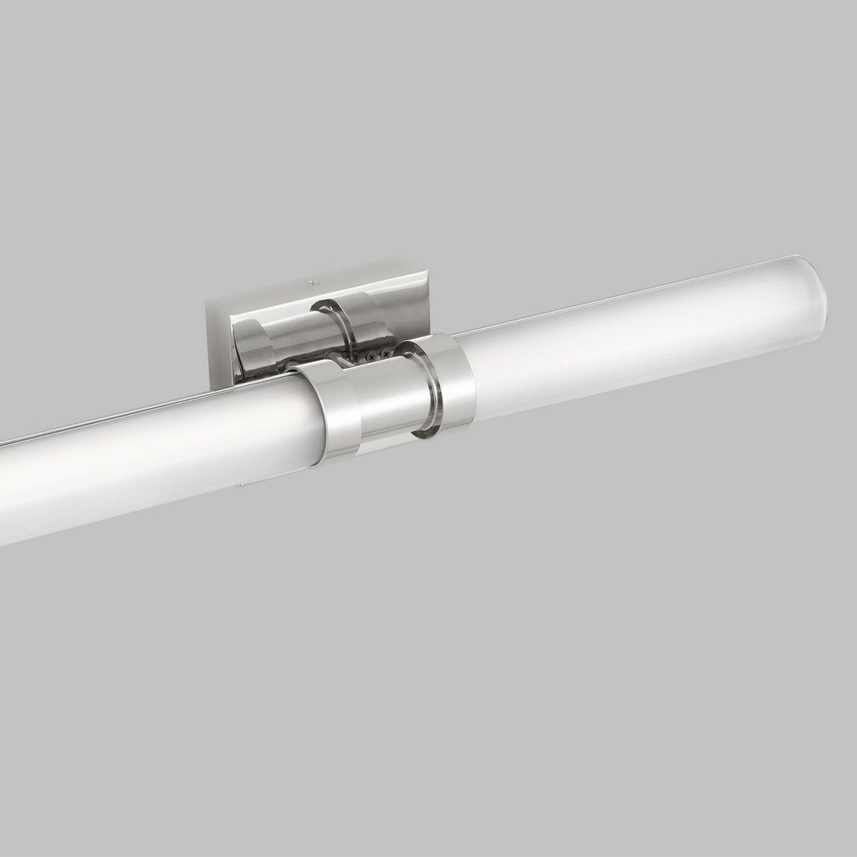 Barre d'éclairage de salle de bain Kiel - Nickel brossé 48" by Visual Comfort Studio | Luminaires & cie