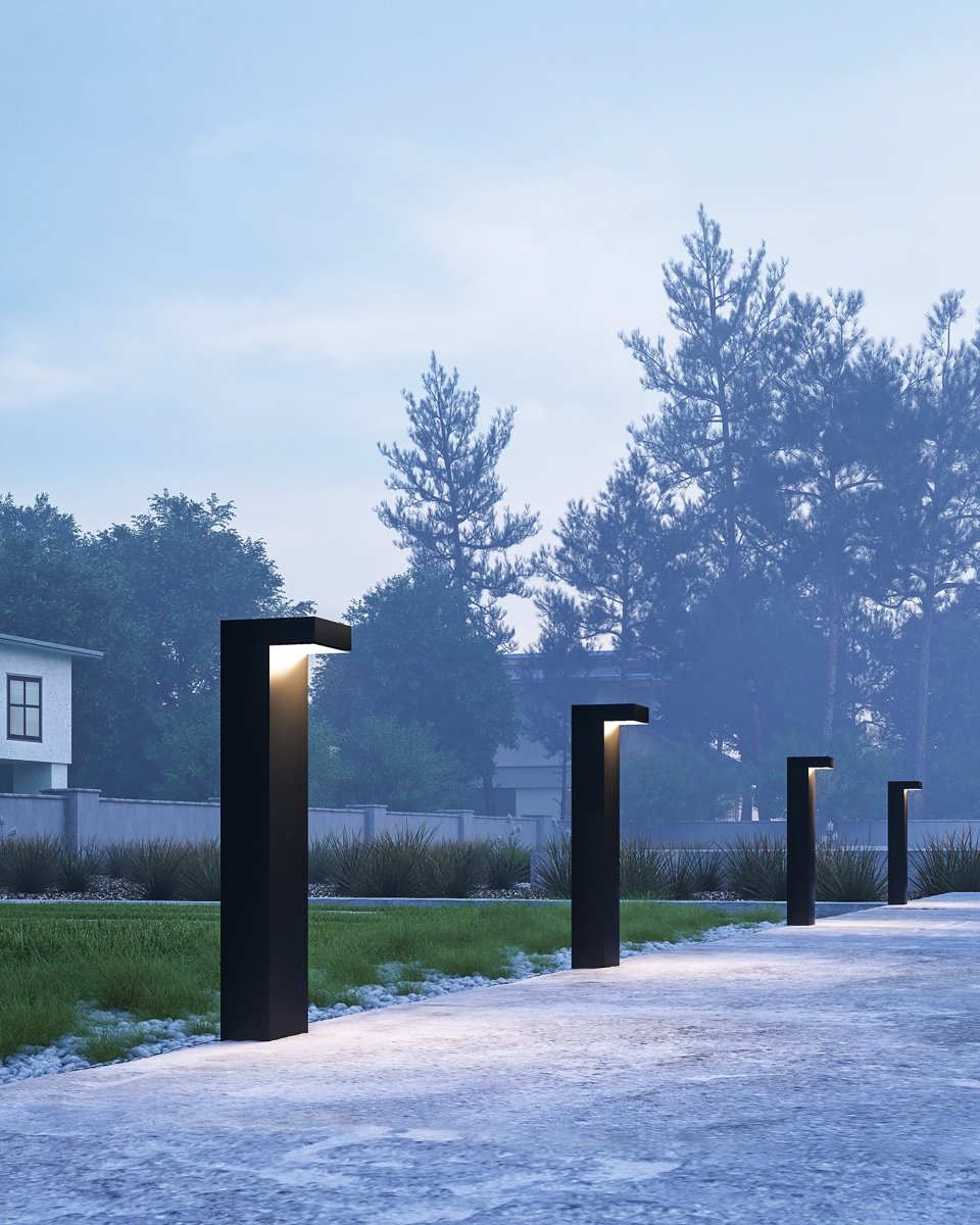 Bollard extérieur Evans - 24 1/8" by Kuzco Lighting | Luminaires & cie