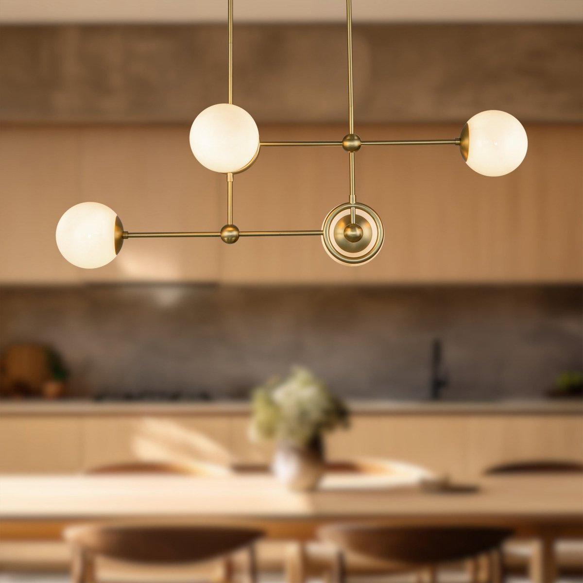 Chandelier Fiore - Verre d'opale en or / brillant brossé by Alora Lighting | Luminaires & cie