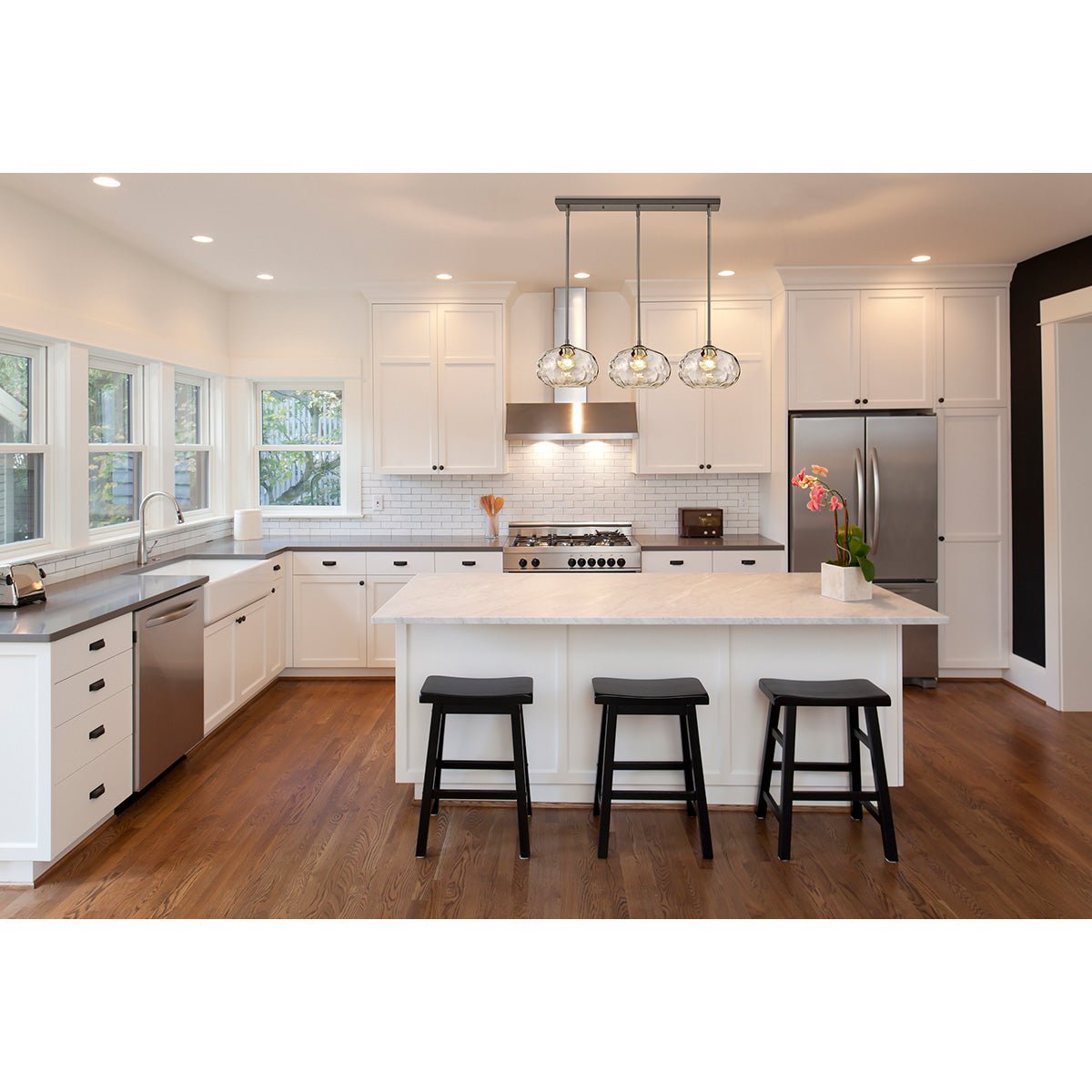 Chandelier linéaire Chloe