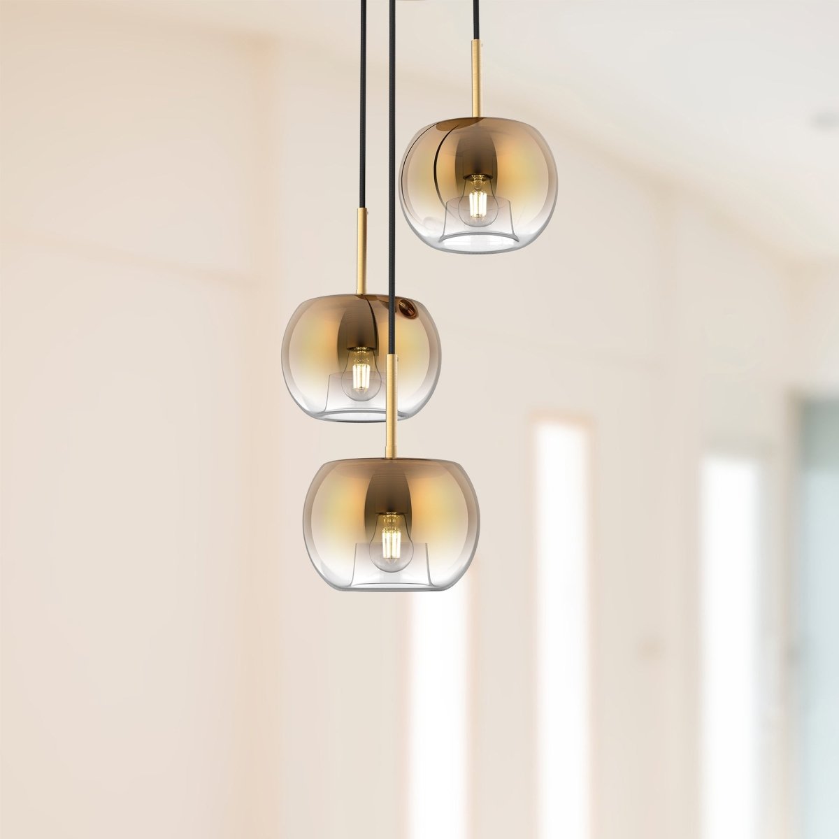 Chandelier Samar - Or / cuivre brossé by Kuzco Lighting | Luminaires & cie
