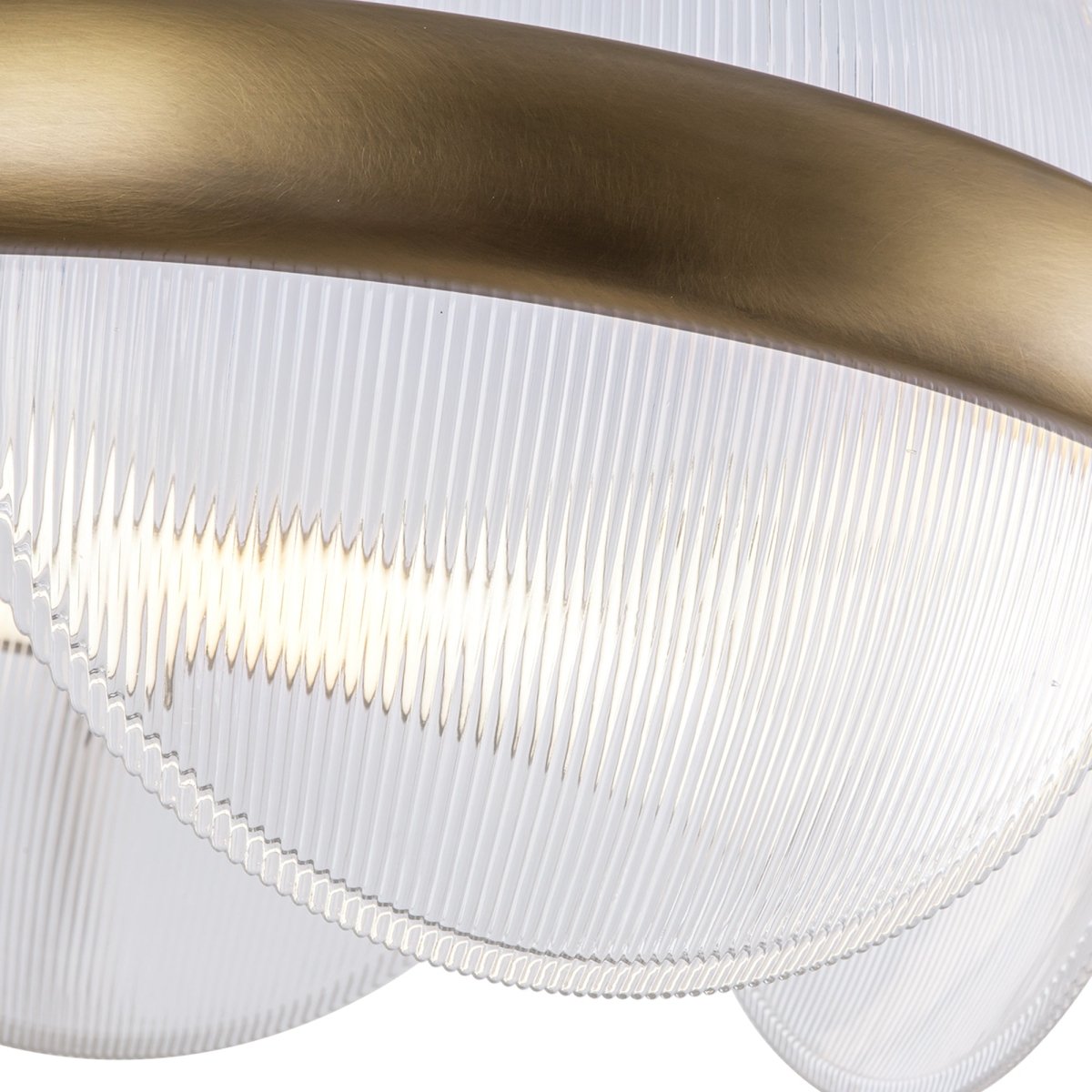 Chandelier Taurus - Vintage en laiton / verre côtelé transparent by Kuzco Lighting | Luminaires & cie