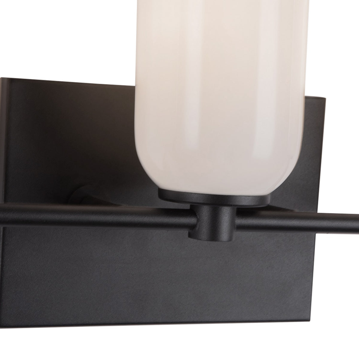 Luminaire de vanité Nola Noir / Verre opale, 17 5/8" – vue 3