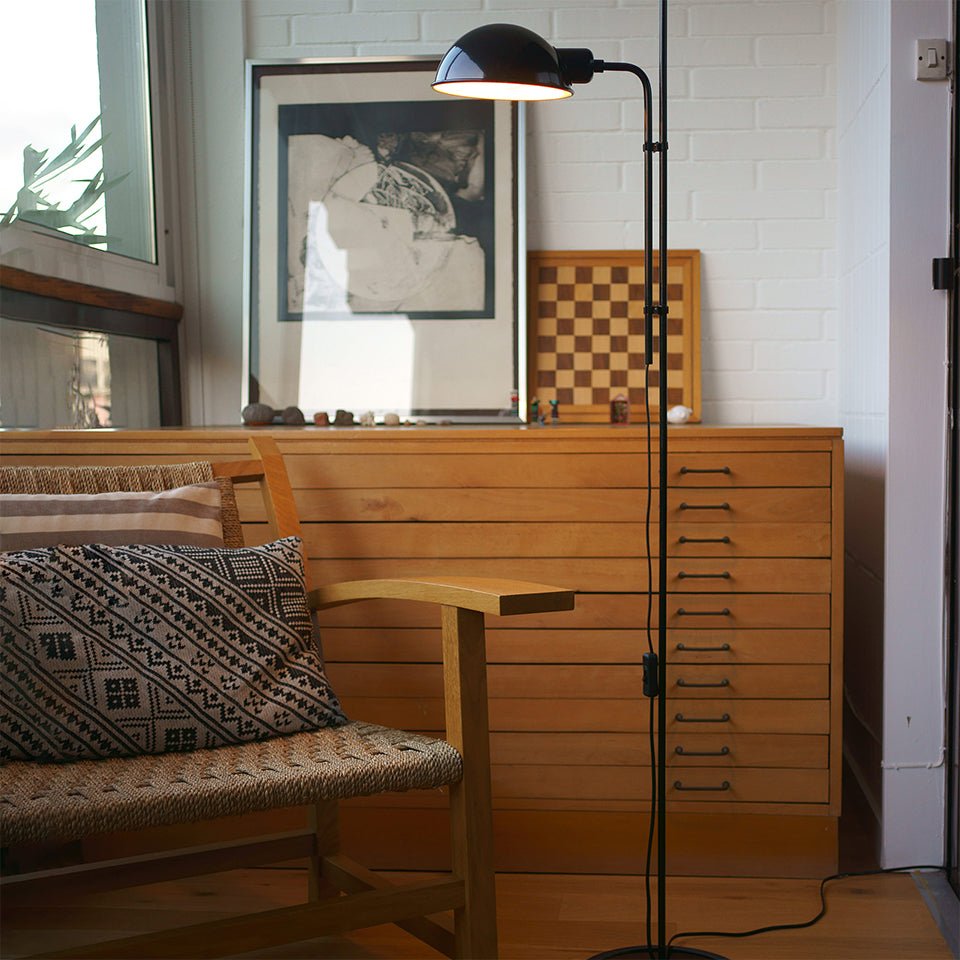 Lampe de plancher Funiculí - Blanc cassé by Marset | Luminaires & cie