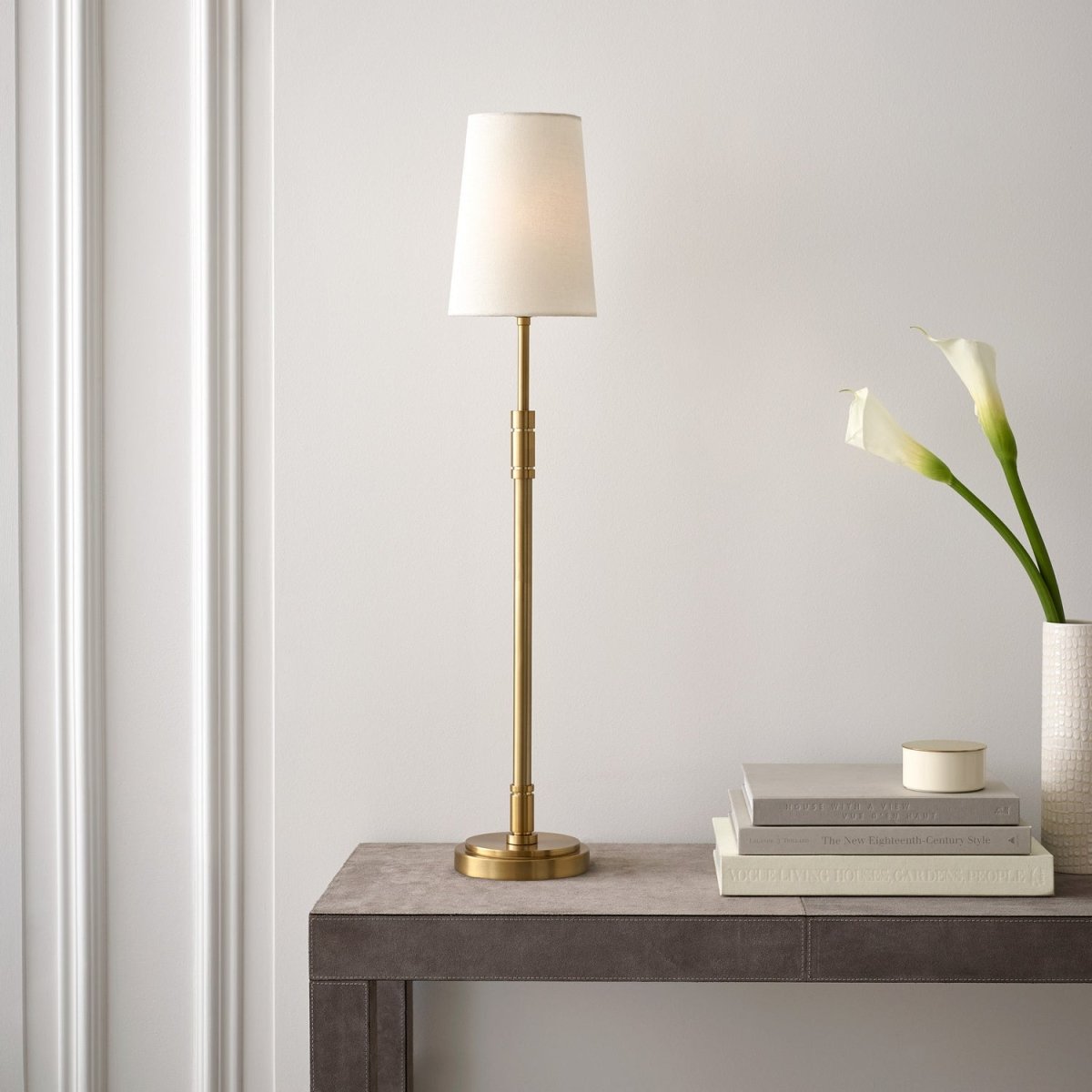 Lampe de table Beckham Classic - by Visual Comfort Studio | Luminaires & cie
