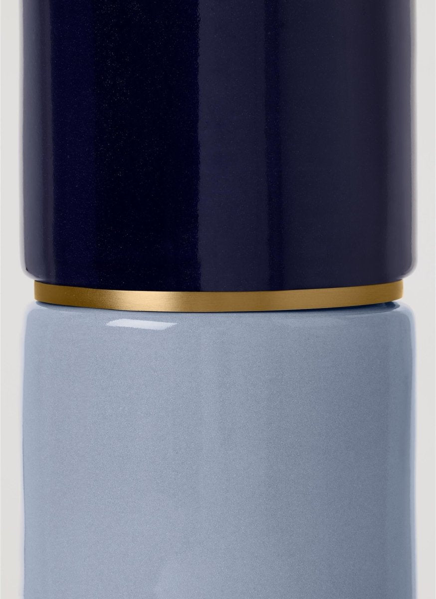 Lampe de table Cade - Bleu polaire 16" by Visual Comfort Studio | Luminaires & cie