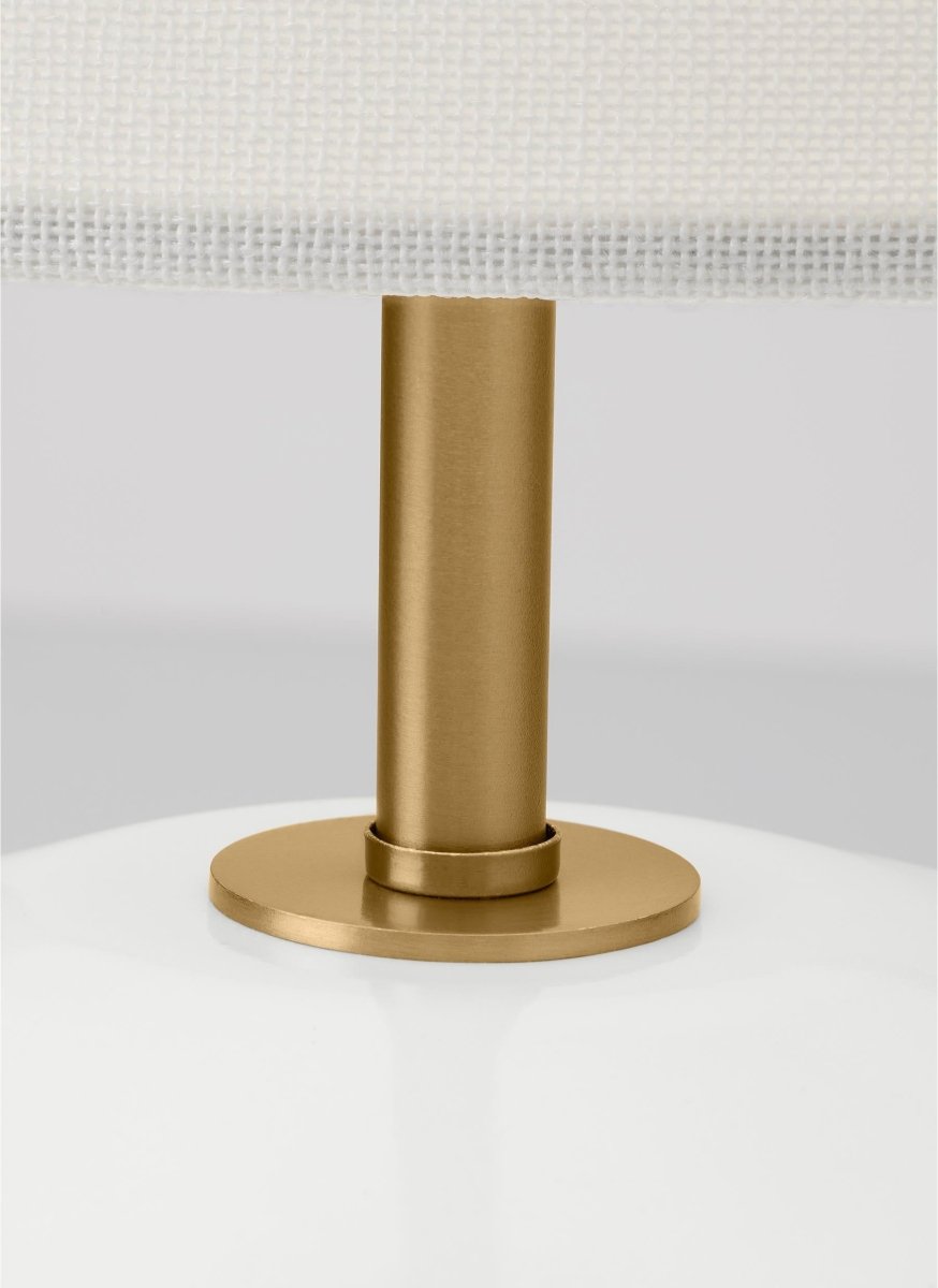 Lampe de table Cade - Bleu polaire 16" by Visual Comfort Studio | Luminaires & cie