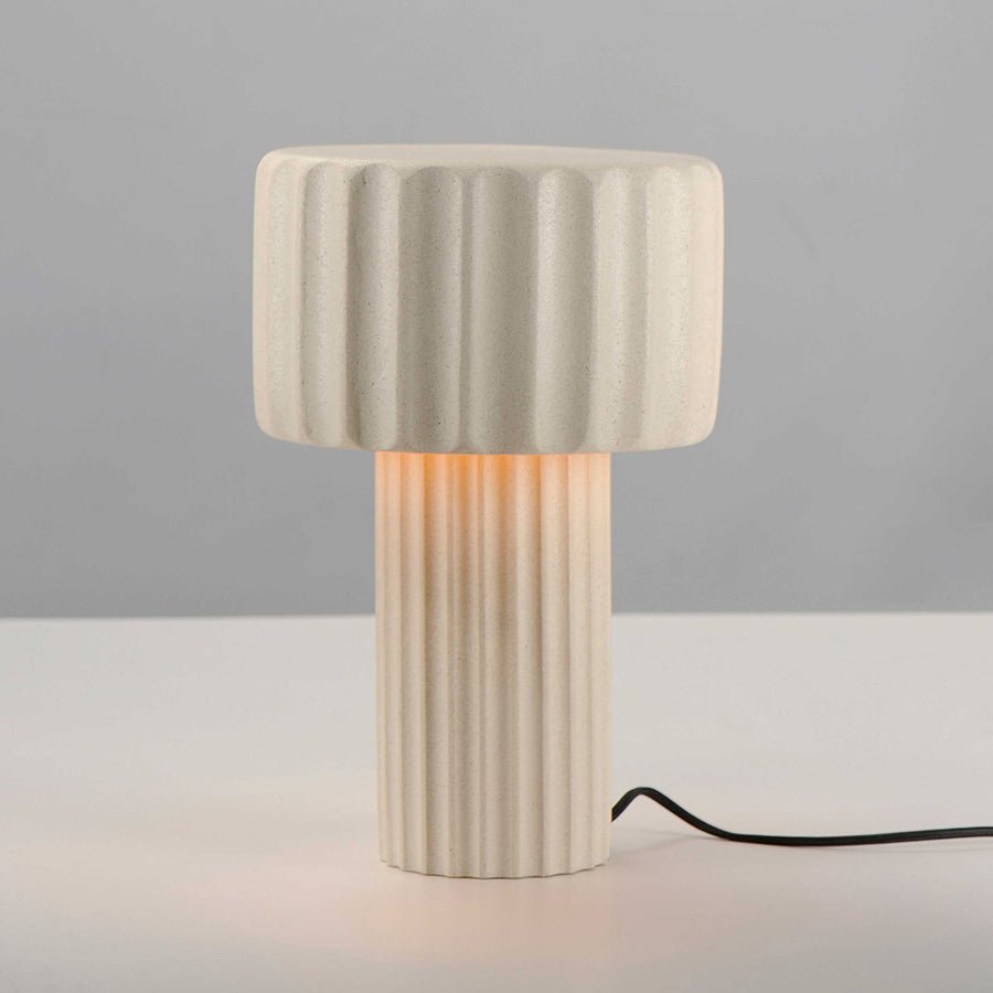 Lampe de table Delphi - by ET2 Lighting | Luminaires & cie