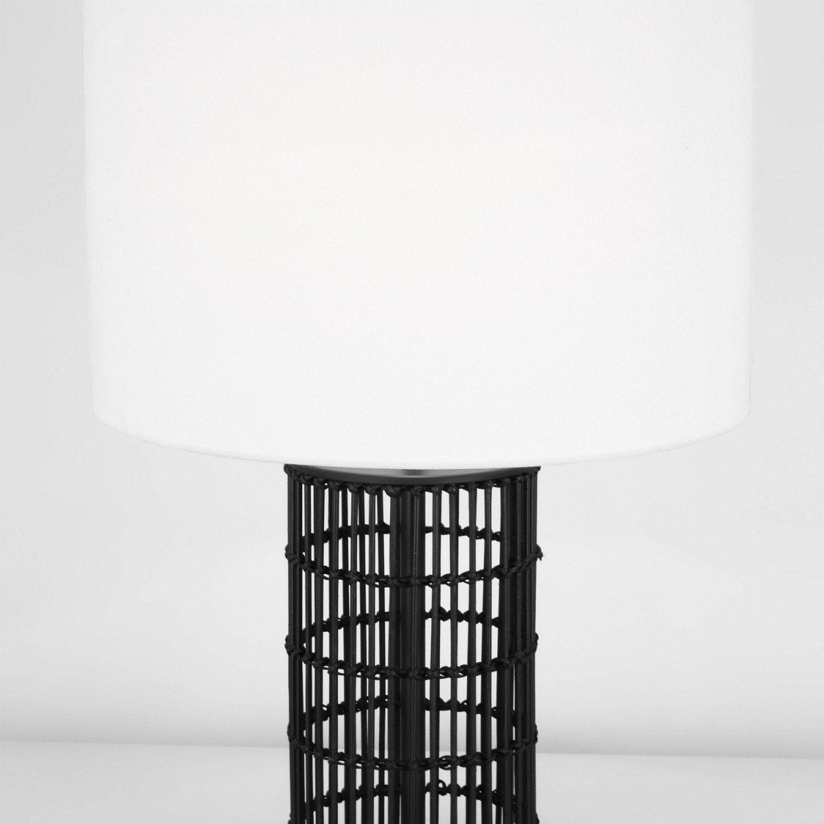 Lampe de table Elio - Laiton bruni by Visual Comfort Studio | Luminaires & cie