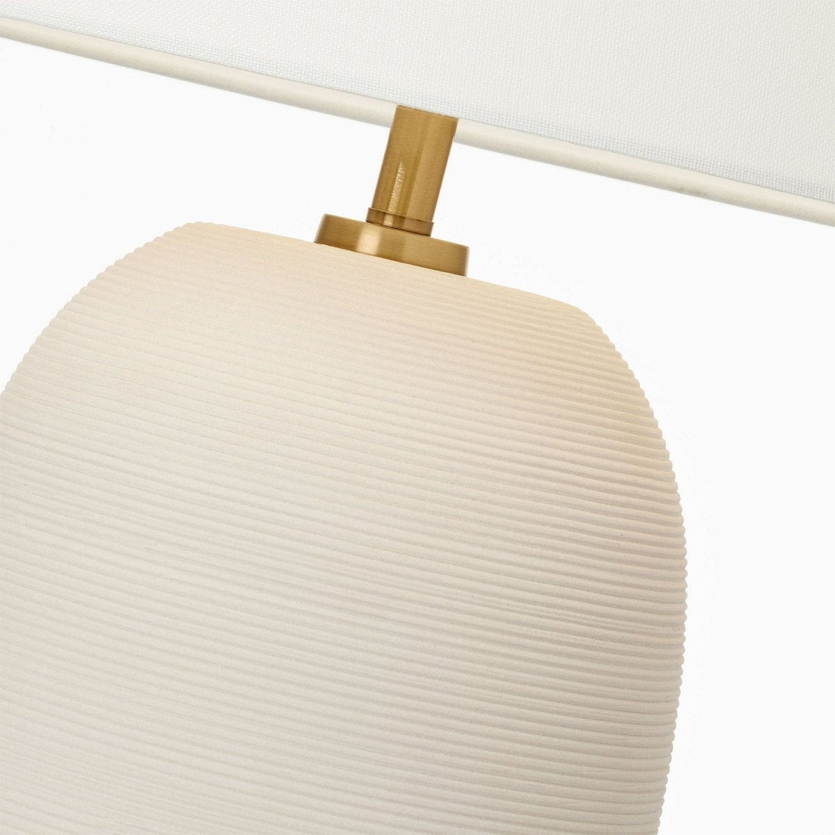 Lampe de table Fanny - Rough Black Ceramic 14 by Visual Comfort Studio | Luminaires & cie