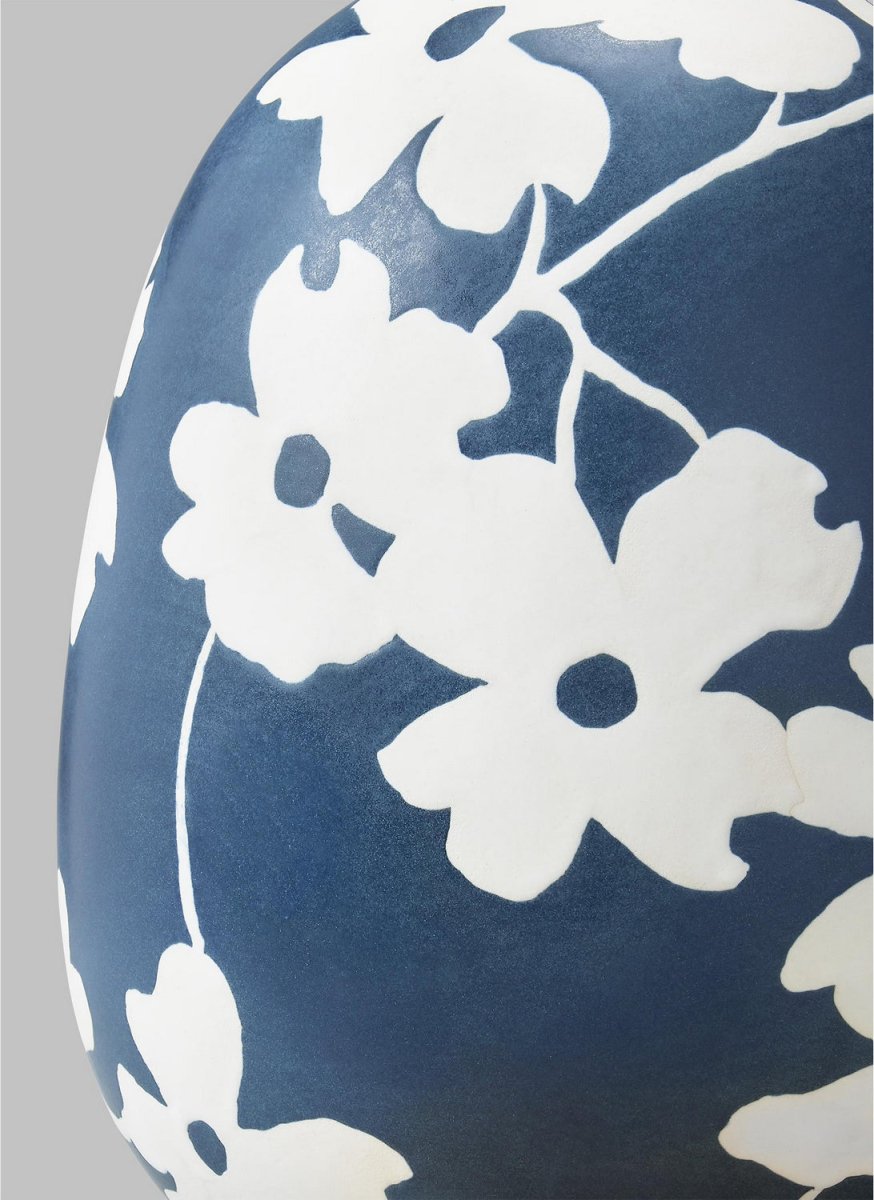 Lampe de table Lila - Bleu marine semi-mat by Visual Comfort Studio | Luminaires & cie