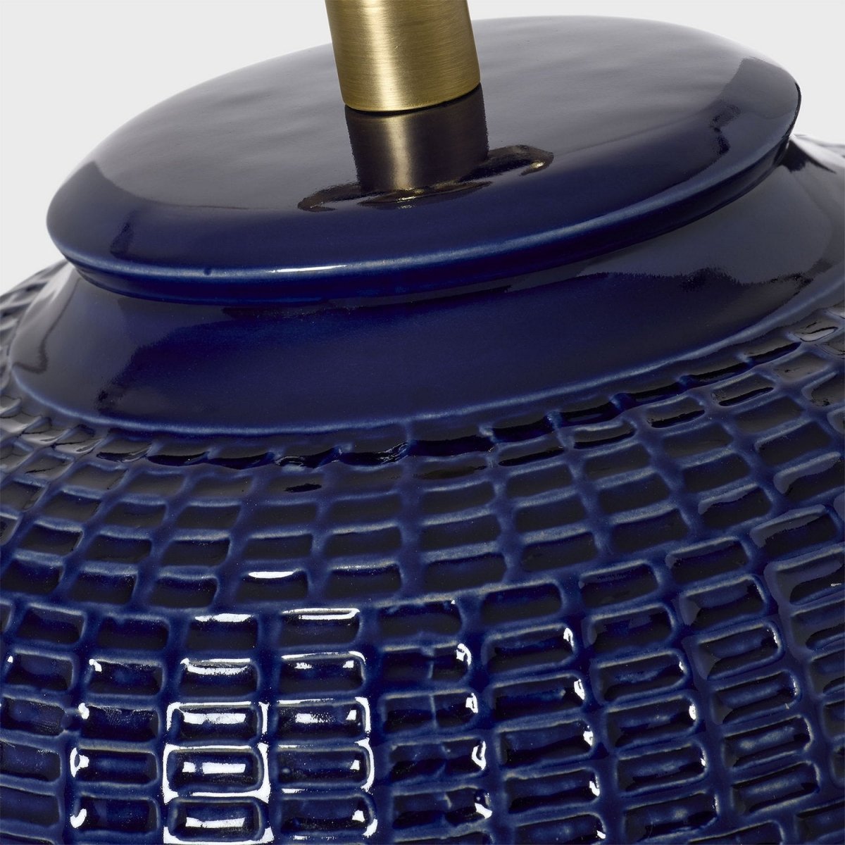 Lampe de table Marcel - Blanc neuf by Visual Comfort Studio | Luminaires & cie
